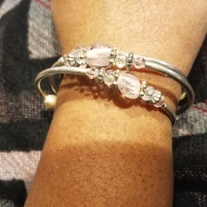 Beaded Pearl looped bracelet #1